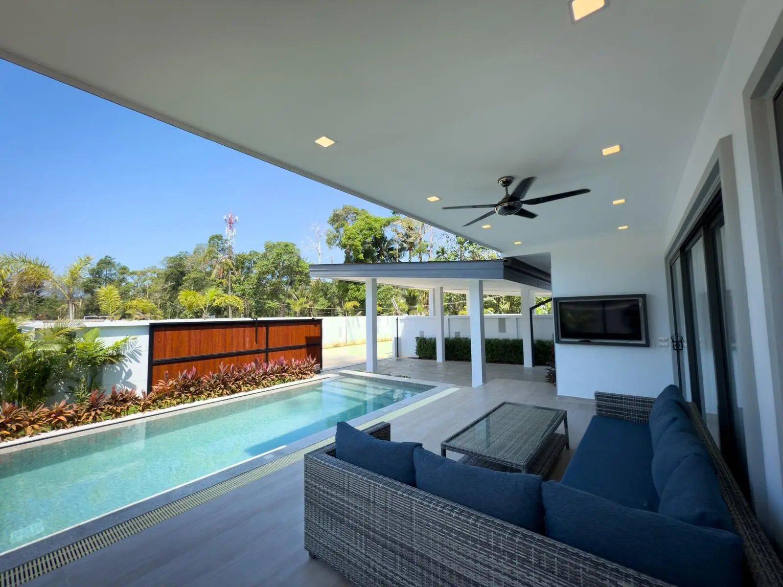 KohChangProperties-VillaForSale11